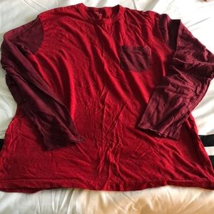 Gap two tone red long sleeve pocket tee sz L